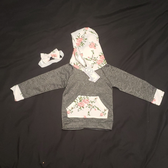 Floral and Heather Black outfit - Picture 3 of 4